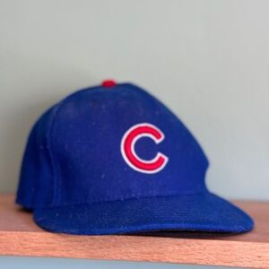 New Era Cubs ballcap, size 7